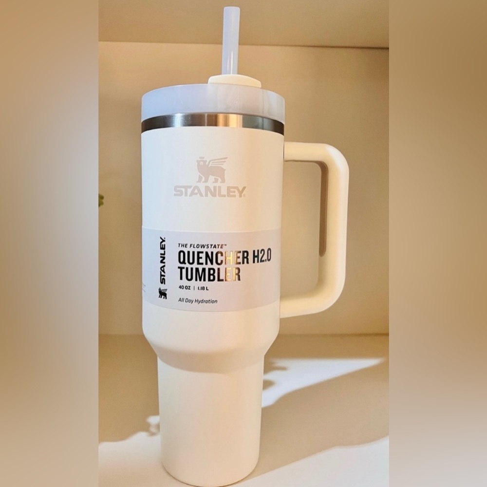 Stanley cup 40 Oz NEW